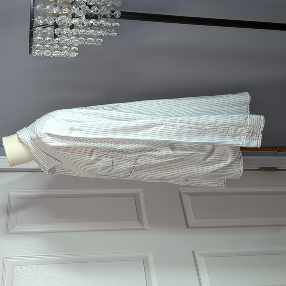 U.S. Expedition Long Sleeve Pinstripe Button Down Shirt with Wings Decor… - Picture 4 of 13